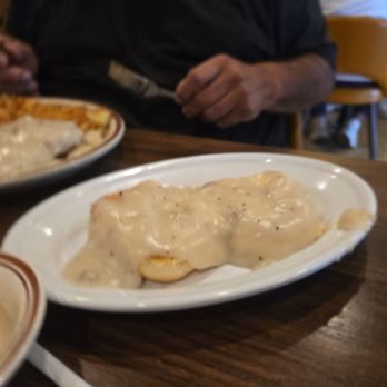 Stack's Cafe - Biscuits n Gravy - Breakfast & Brunch Near Me - Bakersfield, California