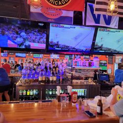 Woody's Sports Bar - Great place! Amazing food, great drink & food prices! Super friendly staff & never had to wait for anything! Cowboy burger is amazing!