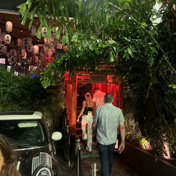 Paperfish Sushi - Sushi Bars Near Me - Miami, Florida Paperfish Sushi - Sushi Bars Near Me - Miami, Florida
