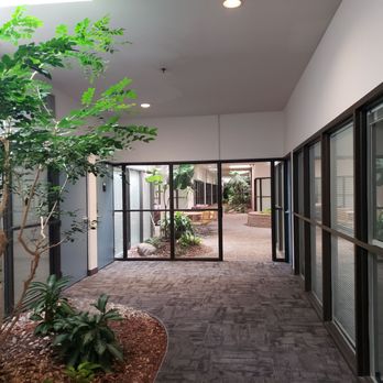 Regus Brookfield - Bishops Way - Outside hallway - Shared Office Spaces Near Me - Brookfield, Wisconsin