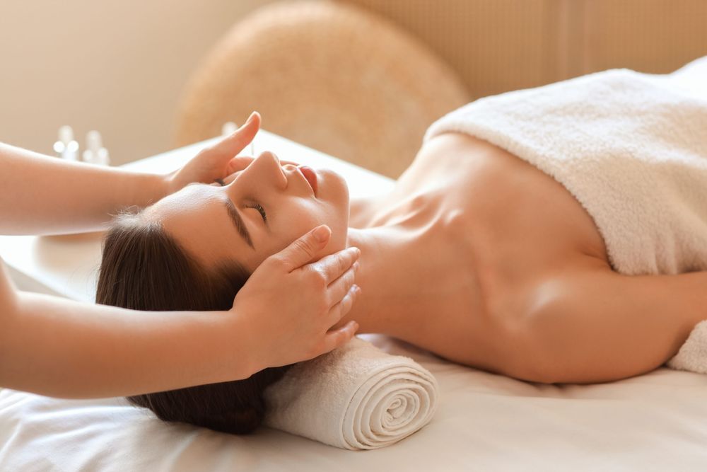 Amy's Thai Massage & Wellness Logo