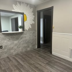 Daisy's Physical Therapy & Wellness Center