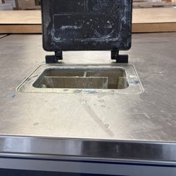 Suds Express Laundry - The washing machines need to be wiped off and the detergent receptacles need to be cleaned out.