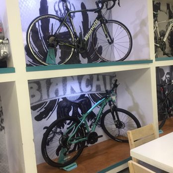 Bianchi Café & Cycles - Bikes for sale and exhibition - Coffee & Tea Near Me - Mexicali, BCN Bianchi Café & Cycles - Bikes for sale and exhibition - Coffee & Tea Near Me - Mexicali, BCN