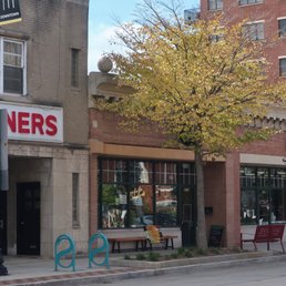 Exterior outside entrance of Complimentary Café - Storefront, and the tree helps mark the spot! - Skokie, Illinois Exterior outside entrance of Complimentary Café - Storefront, and the tree helps mark the spot! - Skokie, Illinois