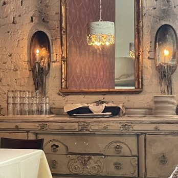 Tratto - Seating area - Italian Near Me - Phoenix, Arizona