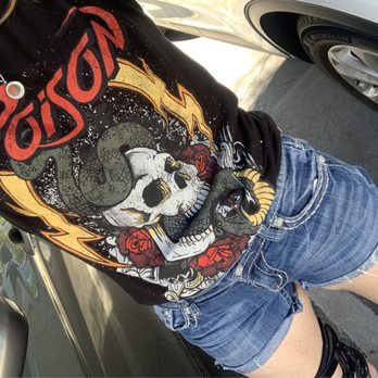 Plato's Closet - Brand new with tags shorts & tee - Used, Vintage & Consignment Near Me - Santa Rosa, California
