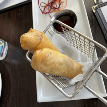 Something Vegan - Crispy Quinoa Rolls - Asian Fusion Near Me - Burbank, California Something Vegan - Crispy Quinoa Rolls - Asian Fusion Near Me - Burbank, California