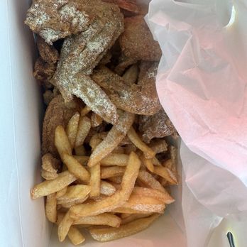 Sharks Fish & Chicken - Fish & Chips Near Me - Des Plaines, Illinois Sharks Fish & Chicken - Fish & Chips Near Me - Des Plaines, Illinois