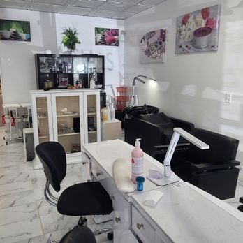 Shine 4 Seasons Salon - Nail Salons Near Me - Greenville, South Carolina Shine 4 Seasons Salon - Nail Salons Near Me - Greenville, South Carolina