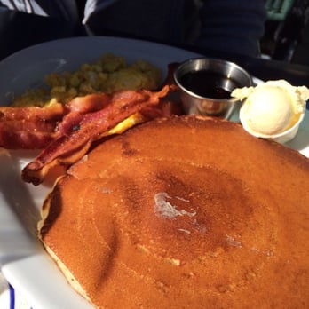 VIP's Cafe - Breakfast & Brunch Near Me - Tarzana, California VIP's Cafe - Breakfast & Brunch Near Me - Tarzana, California