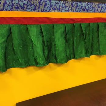 Himalayan Cafe - Nice trim - Indian Near Me - Renton, Washington