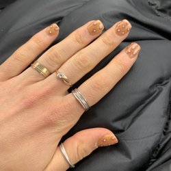 Le Nails And Spa