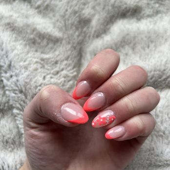 Lumi Nails Lounge - Very nice place, and I highly recommend Nick. He pays a lot of attention to detail and makes sure you're happy start to finish! - Nail Salons Near Me - Apple Valley, Minnesota Lumi Nails Lounge - Very nice place, and I highly recommend Nick. He pays a lot of attention to detail and makes sure you're happy start to finish! - Nail Salons Near Me - Apple Valley, Minnesota