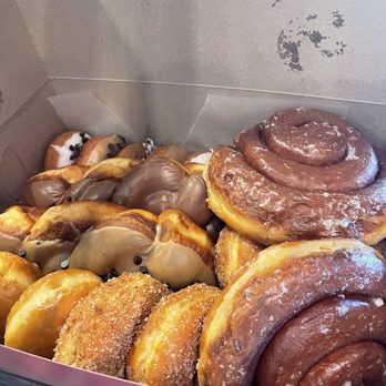 Fluffy Donuts - Donuts Near Me - Davis, California