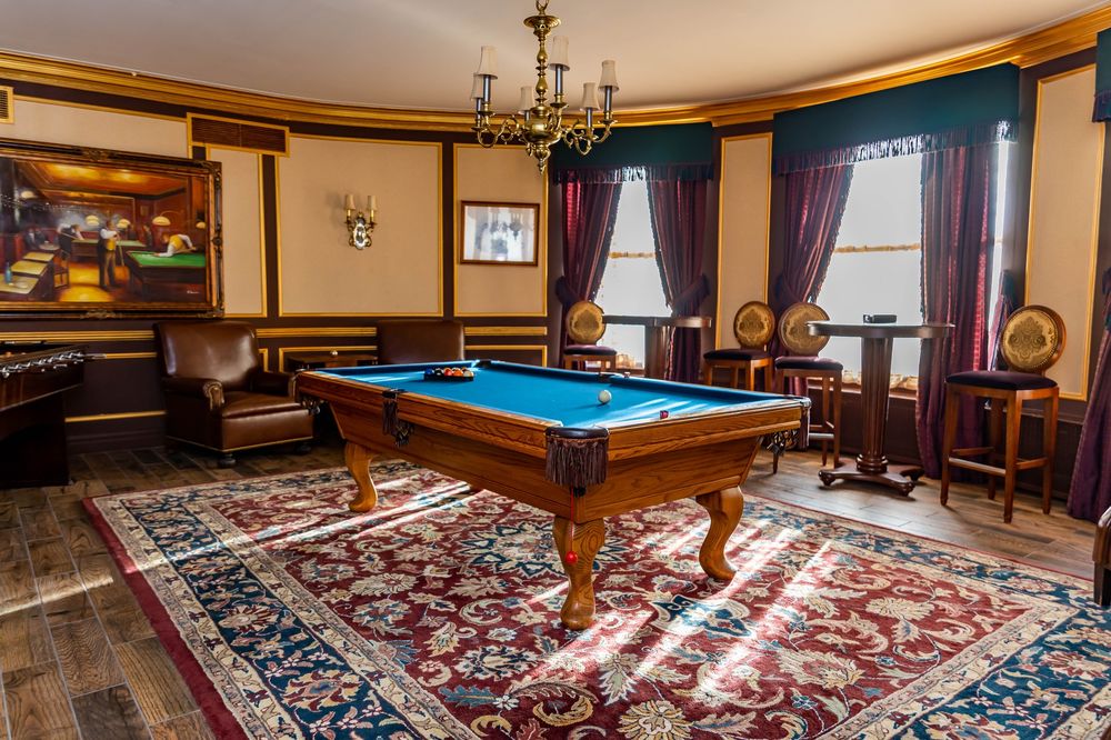 URALLI CIGAR BAR Updated September 2024 12 Photos 712 Cass Ave