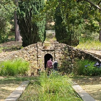 Blake Garden - Parks Near Me - Kensington, California