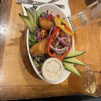 Snap Dragon - Power salad with mahi - Bars Near Me - Burnsville, North Carolina