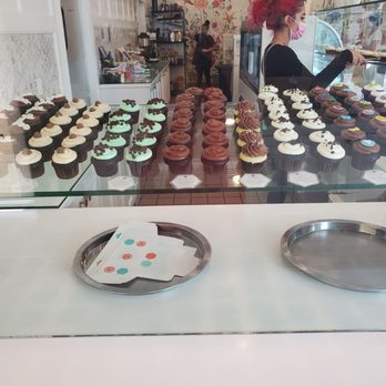 Dots Cafe - Cafes Near Me - Pasadena, California