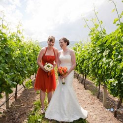 Flowers on Main - Wedding at the vineyard