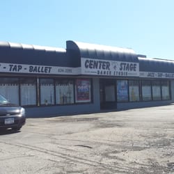 Center Stage Dance Studio - Isn't this a Mandy Moore movie?