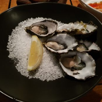 Kingsleys Brisbane - Oysters... small for pacific oysters and not every one a plump, creamy delight.. - Seafood Near Me - Brisbane, QLD