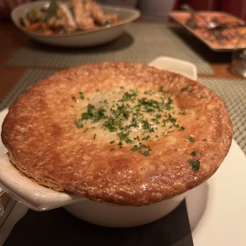Winberie's Restaurant & Bar - Chicken Pot Pie - American Near Me - Summit, New Jersey