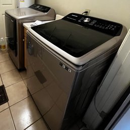 Washer/dryer set Washer/dryer set