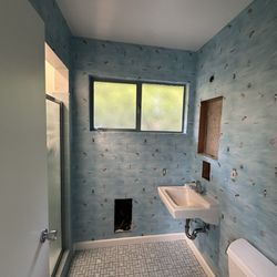 R Diaz Wallpaper & Painting - In progress picture, total professionalism.
