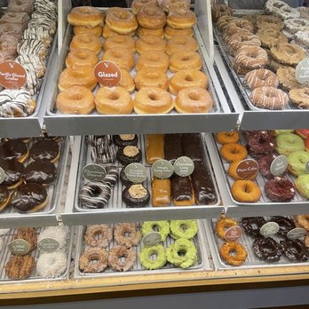 Stan's Donuts & Coffee - Donuts Near Me - Chicago, Illinois