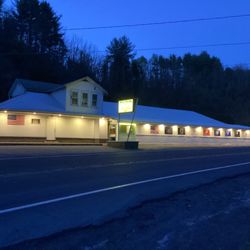LaRose's Roller Skating Rink - A new look