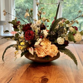Botanicals by Jessica - This is a permanent silk arrangement! - Florists Near Me - Ridgefield, Connecticut