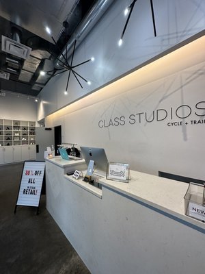 Class Studios by null