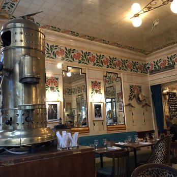 Le Petit Rétro - Bistros Near Me - Paris, 75 Le Petit Rétro - Bistros Near Me - Paris, 75