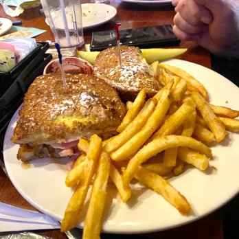 Redhawk Grille - Monte Cristo Sandwich - American Near Me - Painesville, Ohio