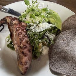 Pulpo con Nopales