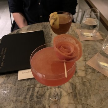 Botanist - I can't remember what it was called but it was the first one on the menu + grapefruit taste. Delicious! - Canadian (New) Near Me - Vancouver, British Columbia