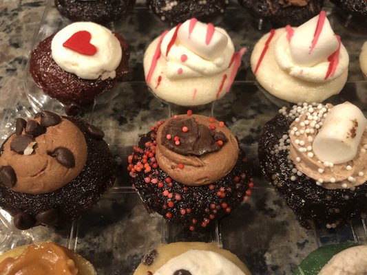 Baked by Melissa by null