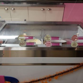 Baskin-Robbins - Ice Cream & Frozen Yogurt Near Me - Cypress, California Baskin-Robbins - Ice Cream & Frozen Yogurt Near Me - Cypress, California