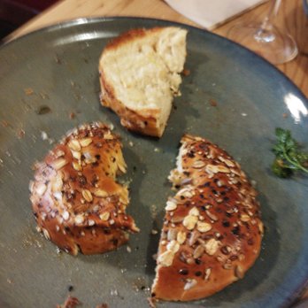 Fauna & Flora - They look like bagels, but that is an illusion, they are nothing but seeded bread donuts. - Cafes Near Me - Lisbon, 11