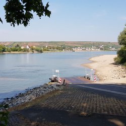 Zum Fährstübchen - Niedrigwasser