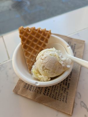 Jeni's Splendid Ice Creams by null