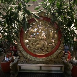 South China Restaurant - Entrance to dining room
