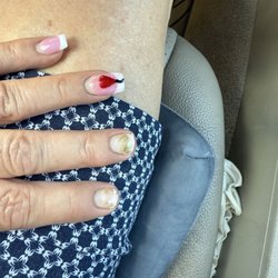 Glam Nail Studio - Same on the left hand and the thumbs were gone too