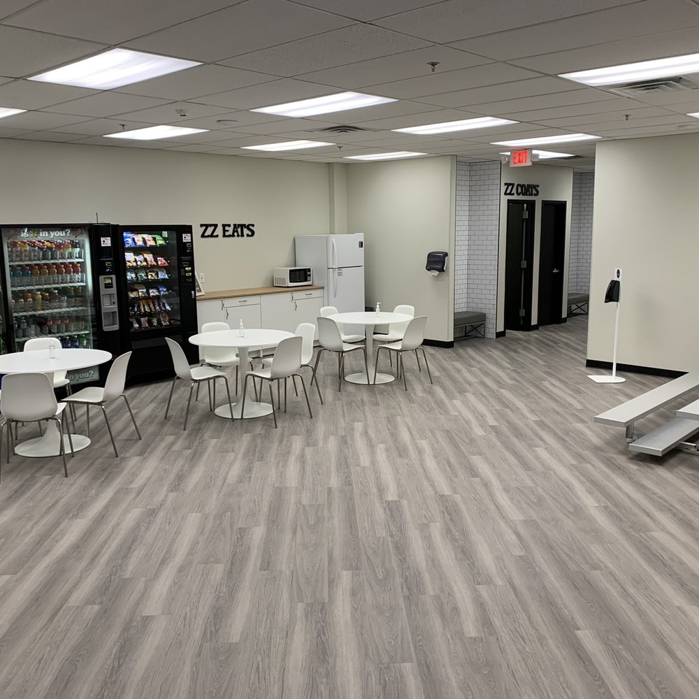 ZZ DANCE - Student lounge angle 1 to showcase ZZ EATS station as well vending machines that support ApplePay, GooglePay, cash, and card payments. - Dance Schools Near Me - Cherry Hill, New Jersey ZZ DANCE - Student lounge angle 1 to showcase ZZ EATS station as well vending machines that support ApplePay, GooglePay, cash, and card payments. - Dance Schools Near Me - Cherry Hill, New Jersey