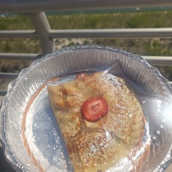 Fresco Creperie & Cafe - Dulce De Leche with Fresh Strawberries [and Nutella] - Creperies Near Me - Long Beach, New York