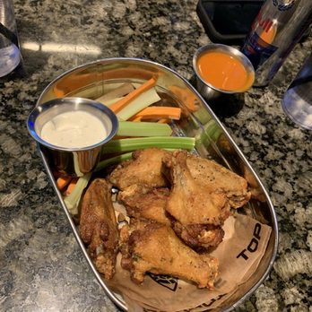Topgolf - Lemon pepper wings - Golf Near Me - Las Vegas, Nevada