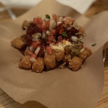 JT Hannah's Kitchen - IG: @thefoodieandthebeauty  Loaded tater tots - American Near Me - Pigeon Forge, Tennessee