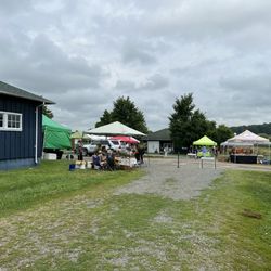 Archwood Green Barns Farmers' Market
