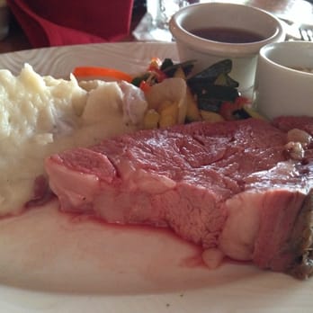 Kimo's Maui - Prime rib - Seafood Near Me - Lahaina, Hawaii
